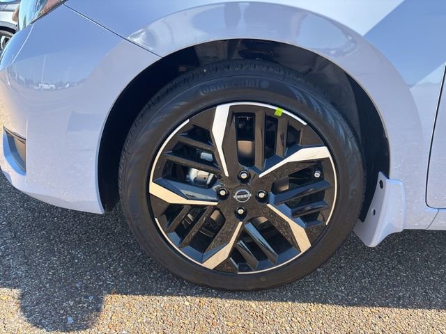 New 2025 Nissan Versa SR w/ Trunk Package image 8