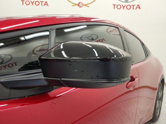 Used 2026 Toyota Prius LE image 15