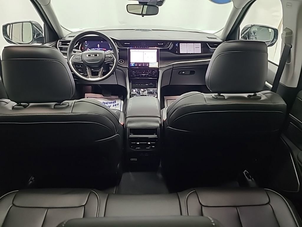 New 2023 Jeep Grand Cherokee 4WD 4xe image 35