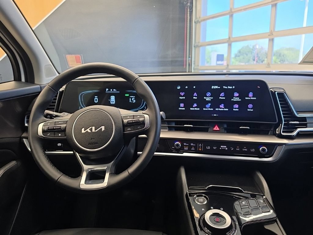 Certified 2025 Kia Sportage EX AWD/4WD image 19