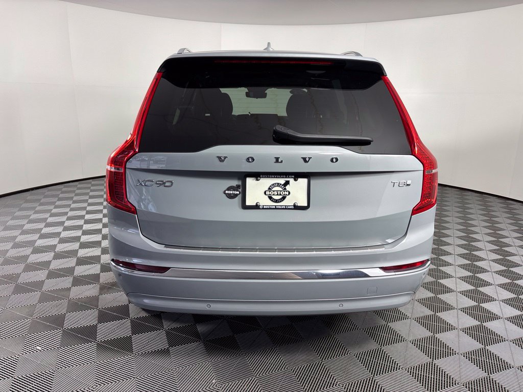 Certified 2025 Volvo XC90 T8 Plus w/ Protection Package AWD/4WD image 7