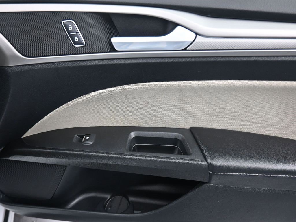 Used 2018 Ford Fusion S image 36