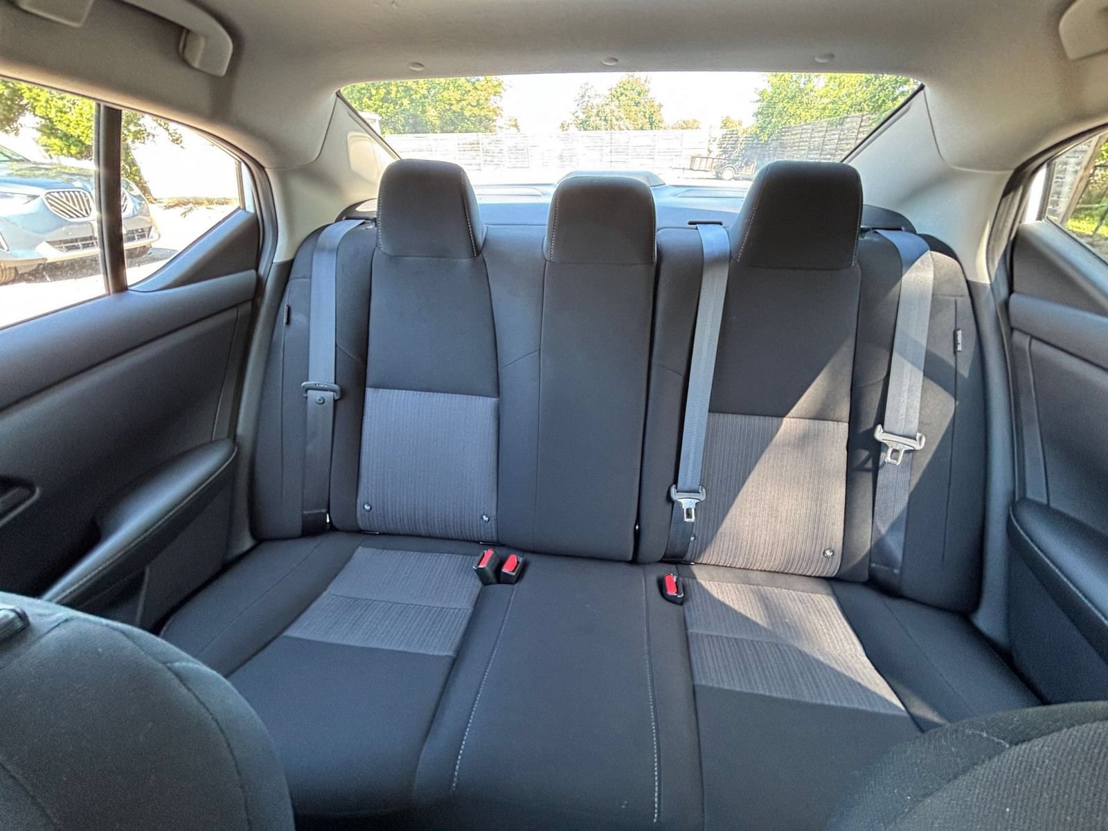 Used 2025 Nissan Sentra SV FWD image 38