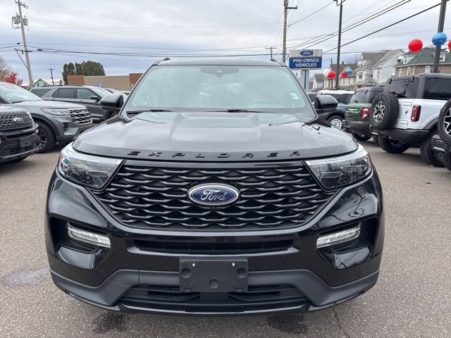 Certified 2022 Ford Explorer ST-Line w/ Class IV Trailer Tow Package image 3