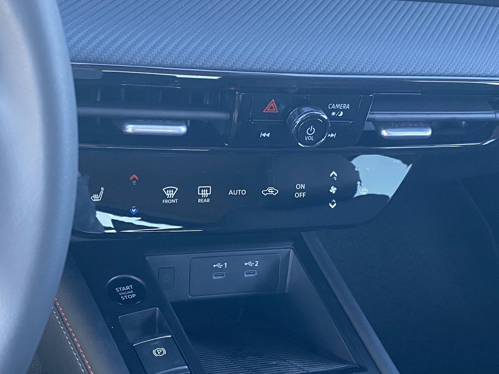 New 2026 Nissan Kicks SR w/ Cold Weather Package FWD image 29