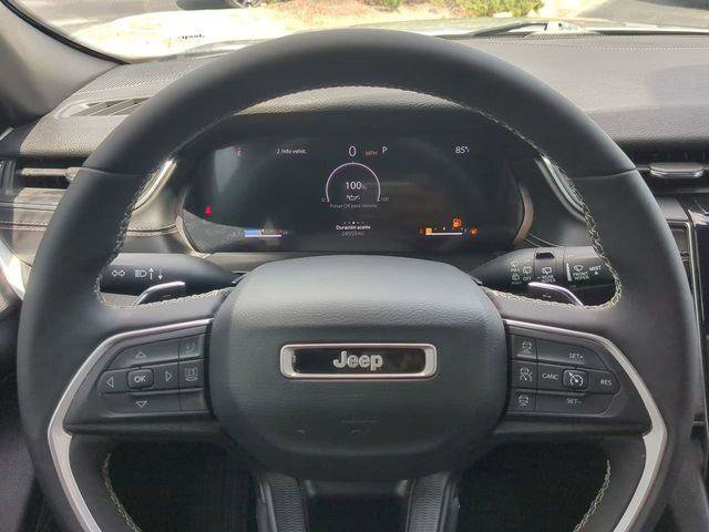 Certified 2024 Jeep Grand Cherokee L Altitude AWD/4WD image 34
