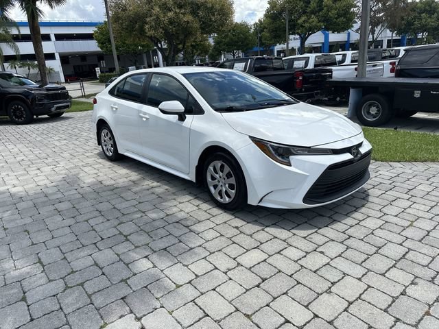 Used 2024 Toyota Corolla LE FWD image 16