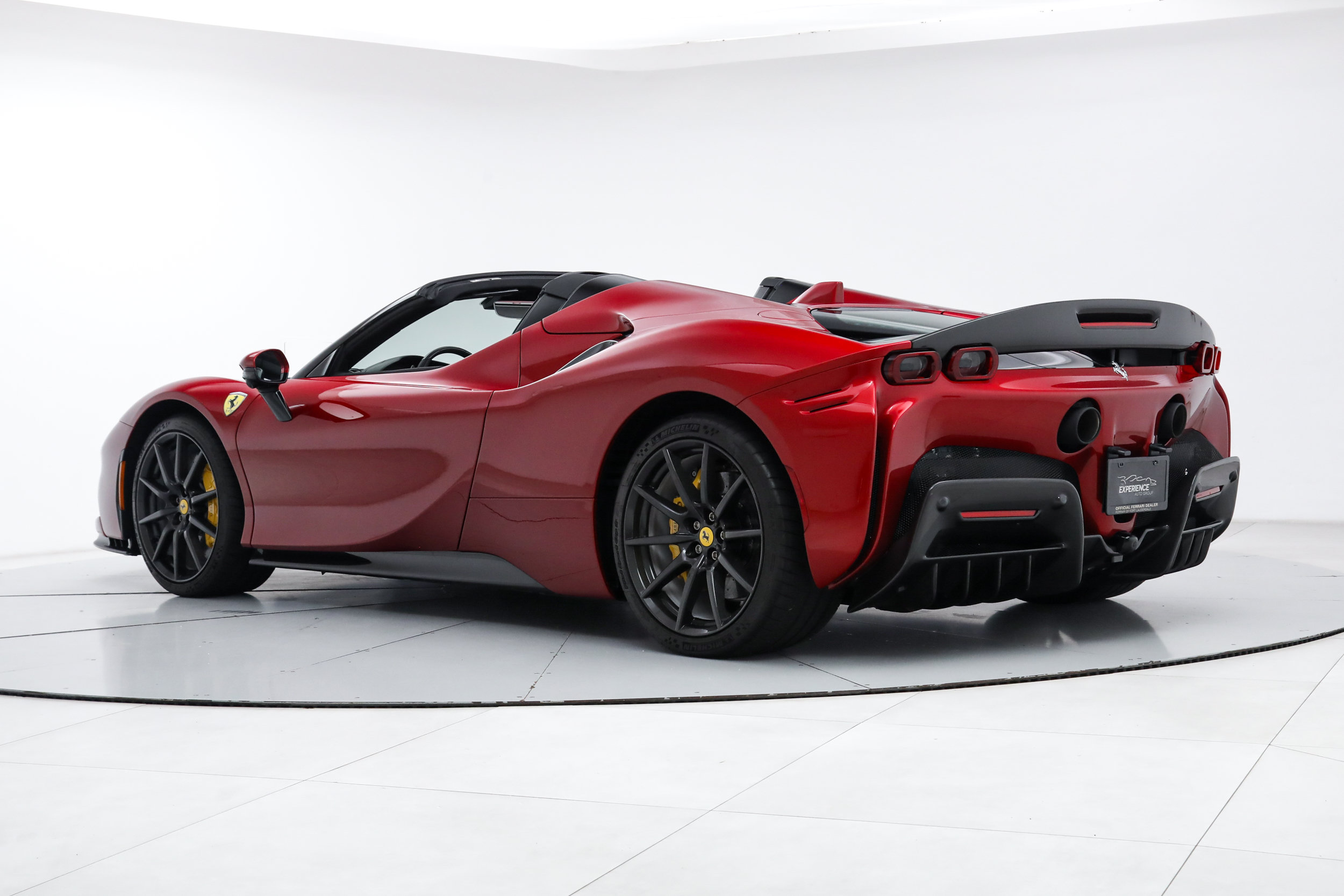 Certified 2025 Ferrari SF90 Spider AWD/4WD image 13