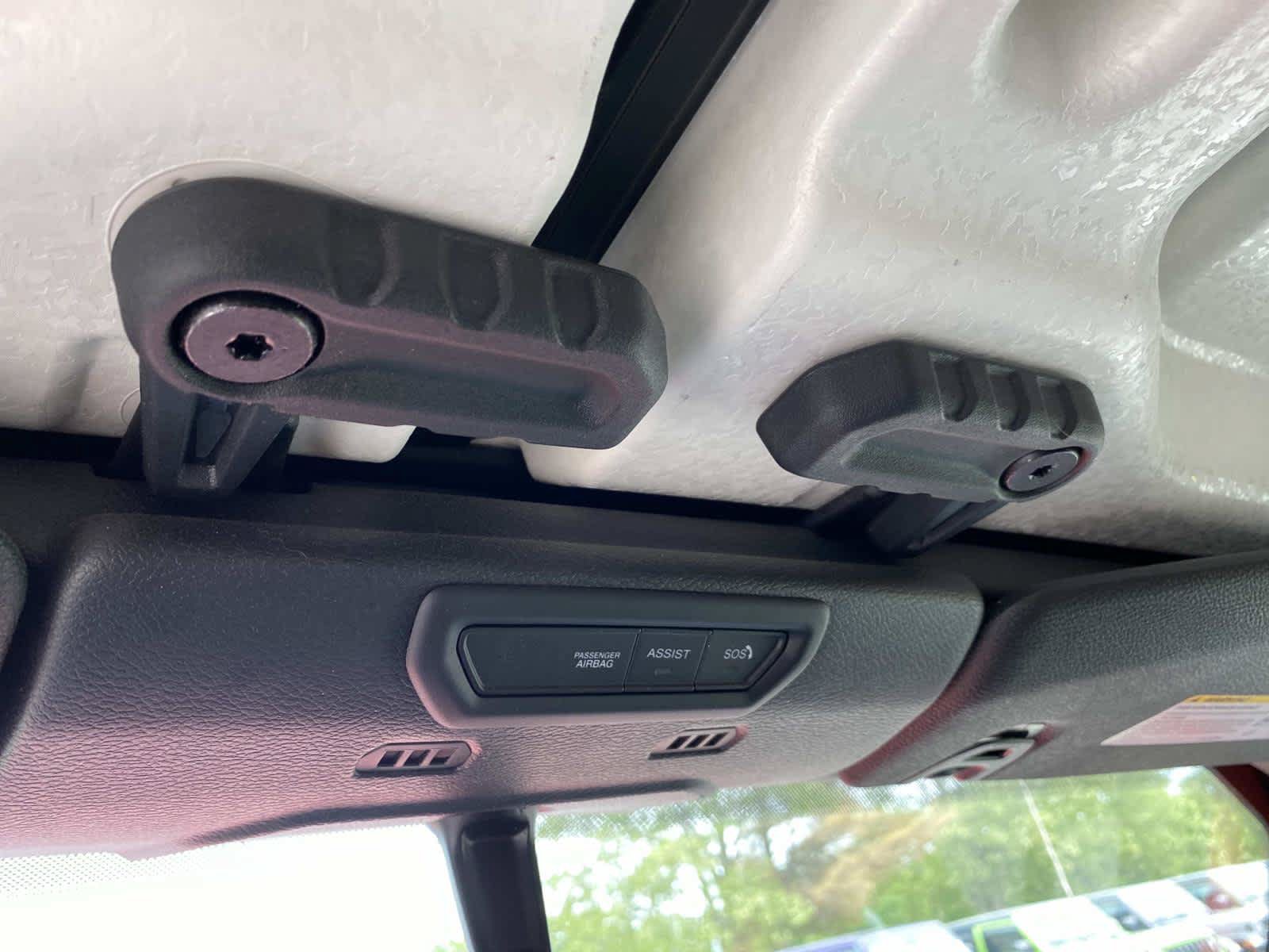 Certified 2022 Jeep Wrangler Sport AWD/4WD image 32