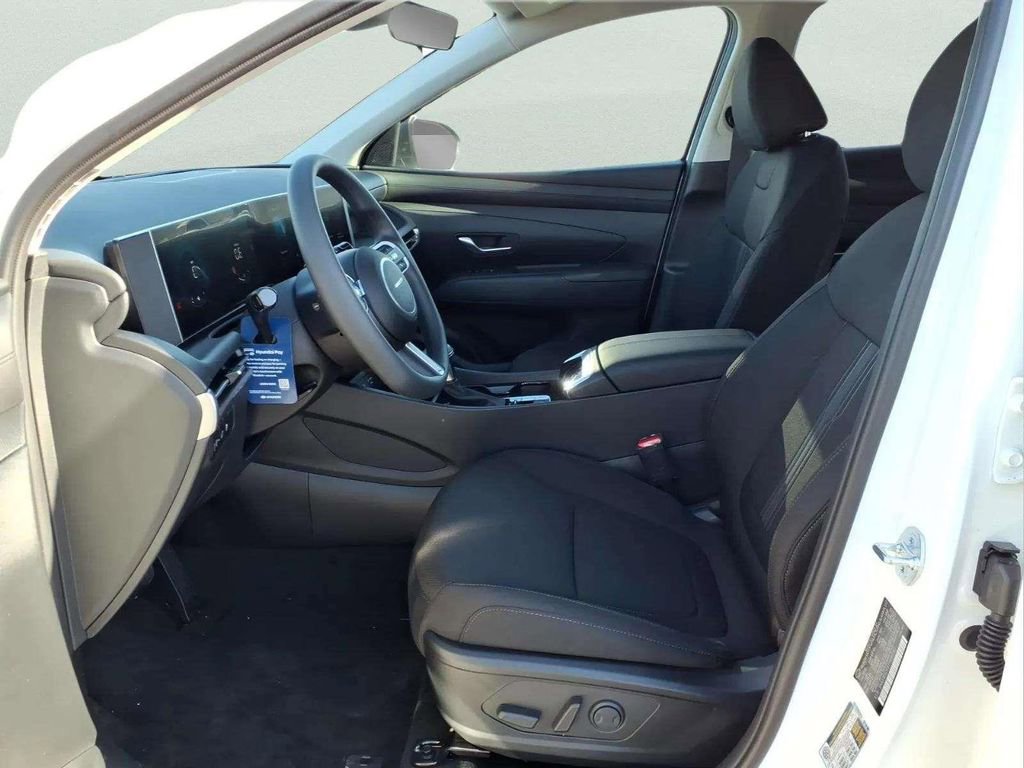 New 2026 Hyundai Tucson SEL image 9