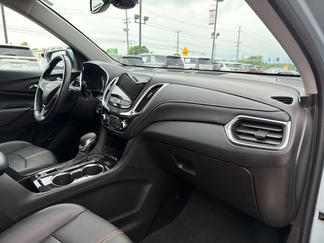 Used 2022 Chevrolet Equinox Premier AWD/4WD image 38