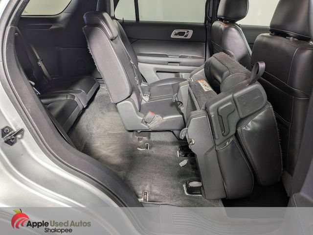 Used 2011 Ford Explorer XLT w/ 202A Rapid Spec Order Code AWD/4WD image 42
