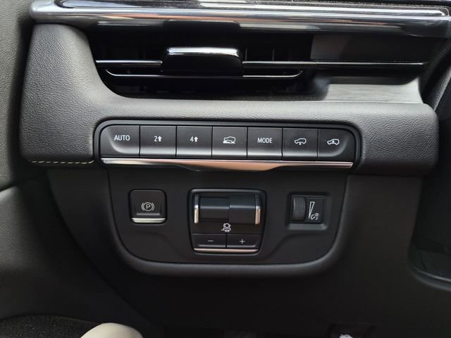 Used 2023 Cadillac Escalade ESV Sport w/ Touring Package image 34