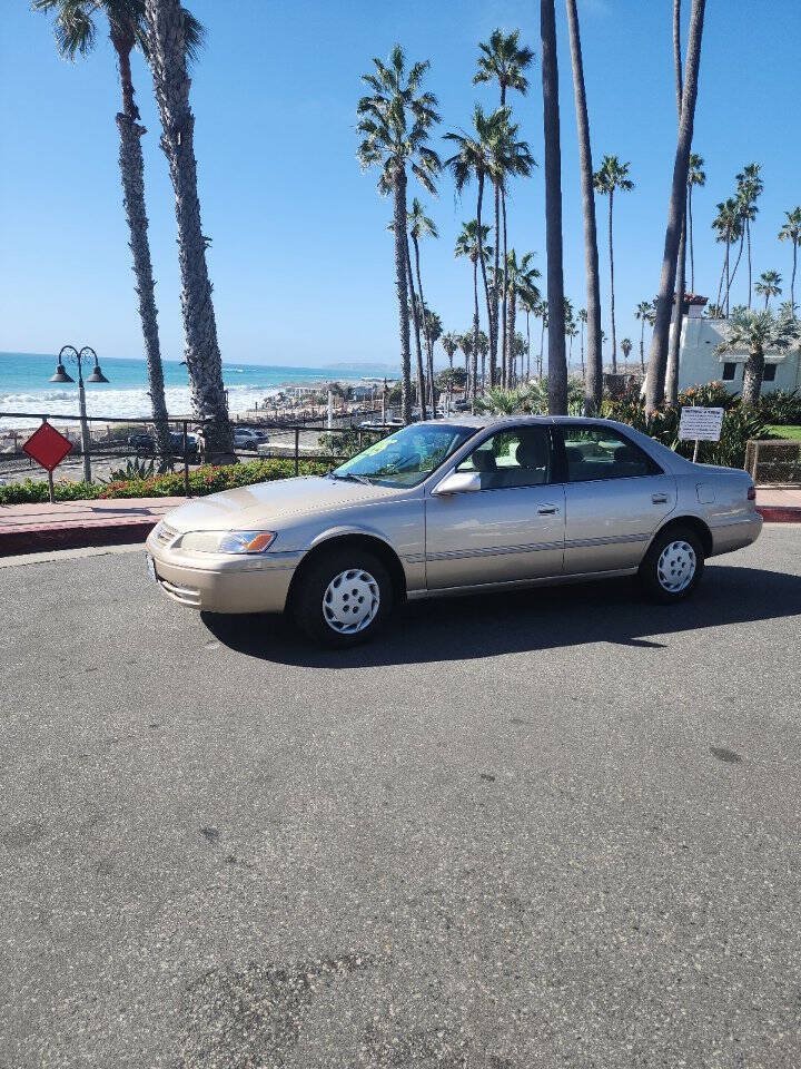 Used 1998 Toyota Camry LE FWD image 17