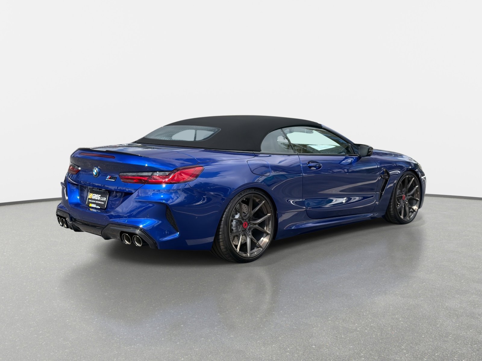 Used 2025 BMW M8 Competition w/ M Carbon Exterior Package image 3