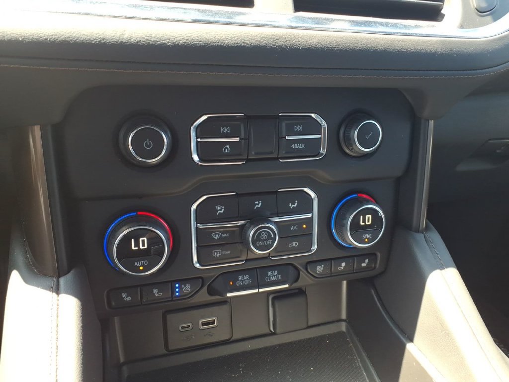 Used 2024 Chevrolet Tahoe High Country w/ LPO, Illumination Package AWD/4WD image 20