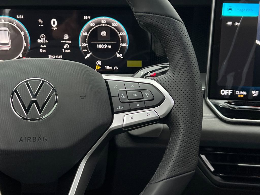 New 2026 Volkswagen Tiguan SE R-Line image 30