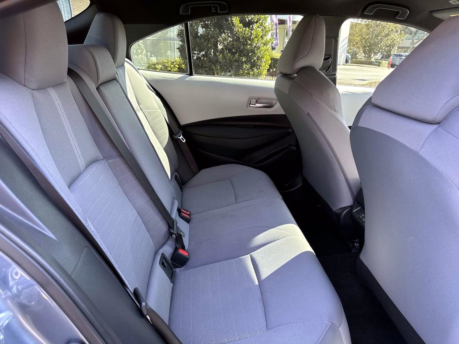 Used 2025 Toyota Corolla SE image 17