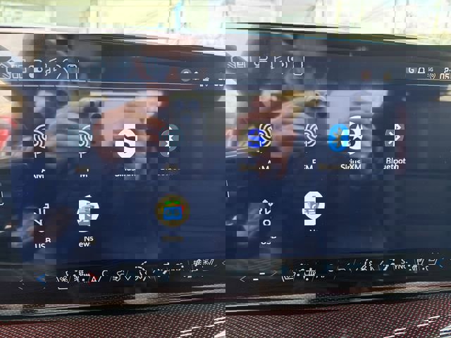 New 2026 Chevrolet Traverse RS image 17