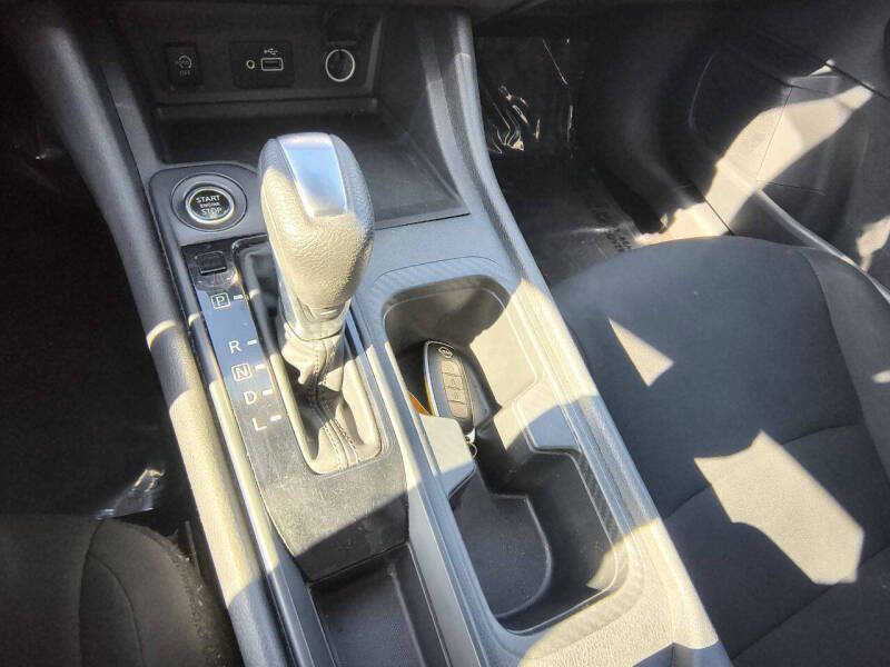 Used 2024 Nissan Sentra S FWD image 18