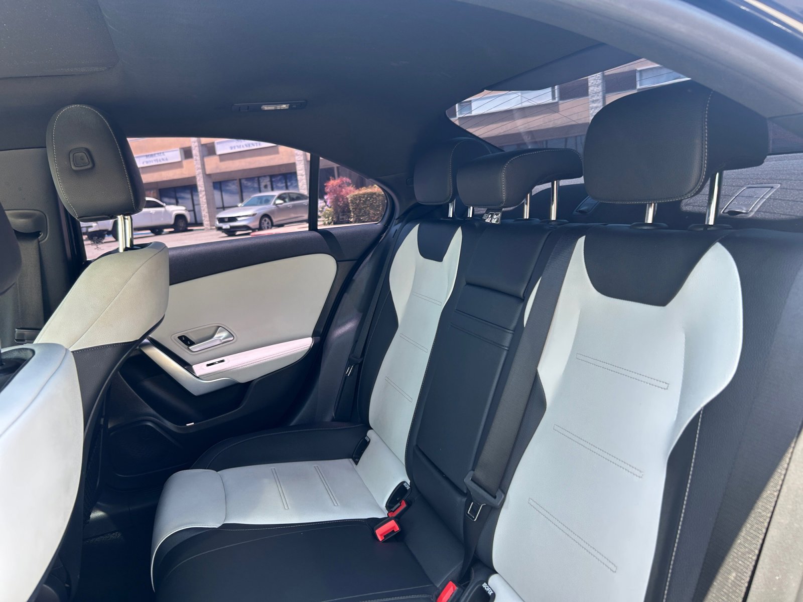 Used 2020 Mercedes-Benz A 35 AMG 4MATIC image 22