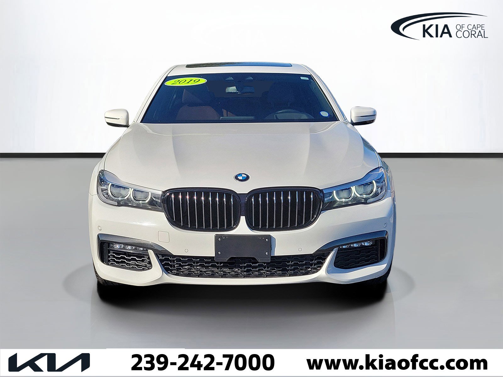 Used 2019 BMW 740i xDrive w/ Executive Package image 2