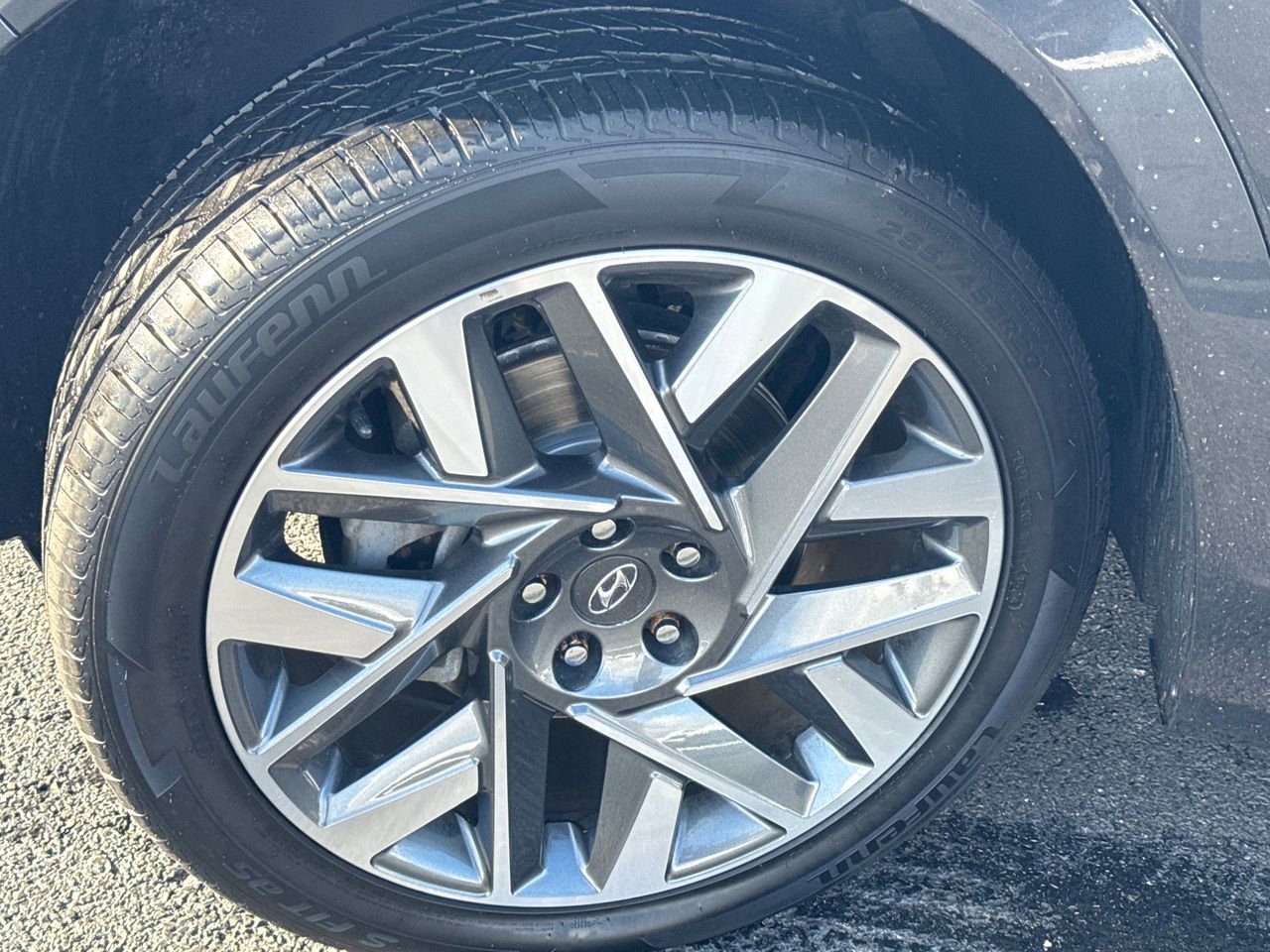 Used 2022 Hyundai Santa Fe Calligraphy image 13