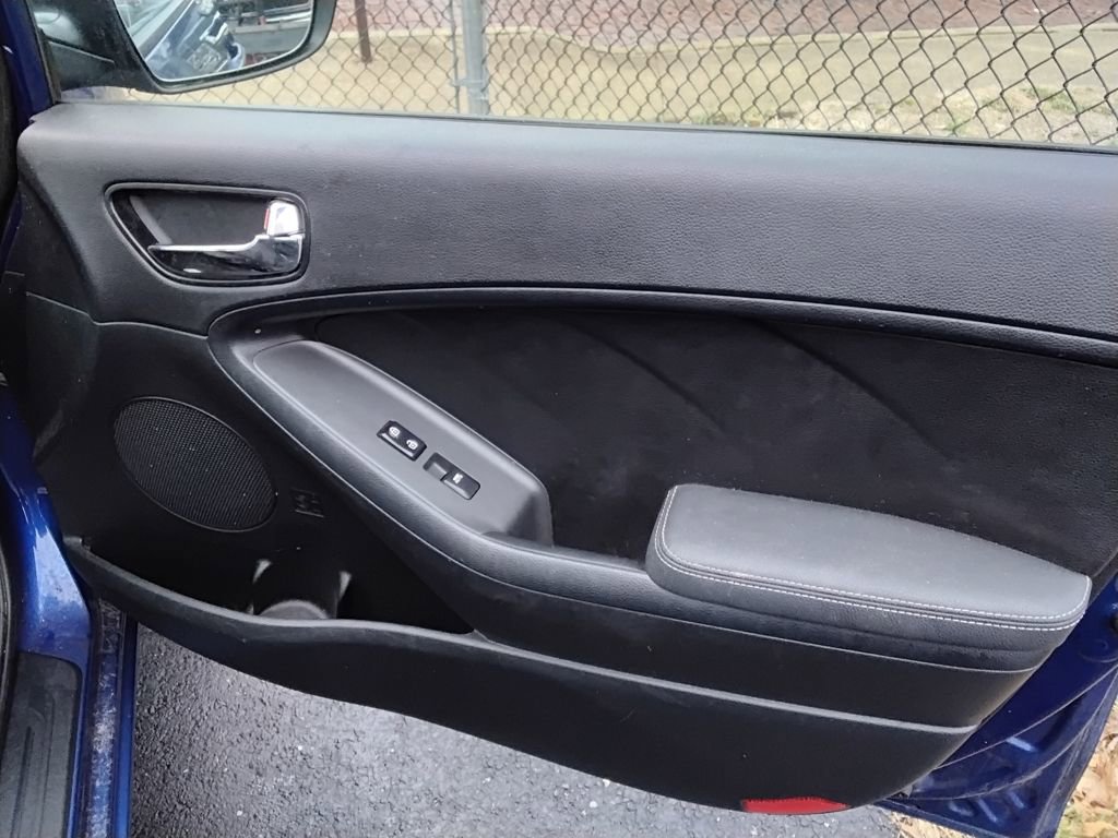 Used 2018 Kia Forte S w/ S Technology Plus Package image 9