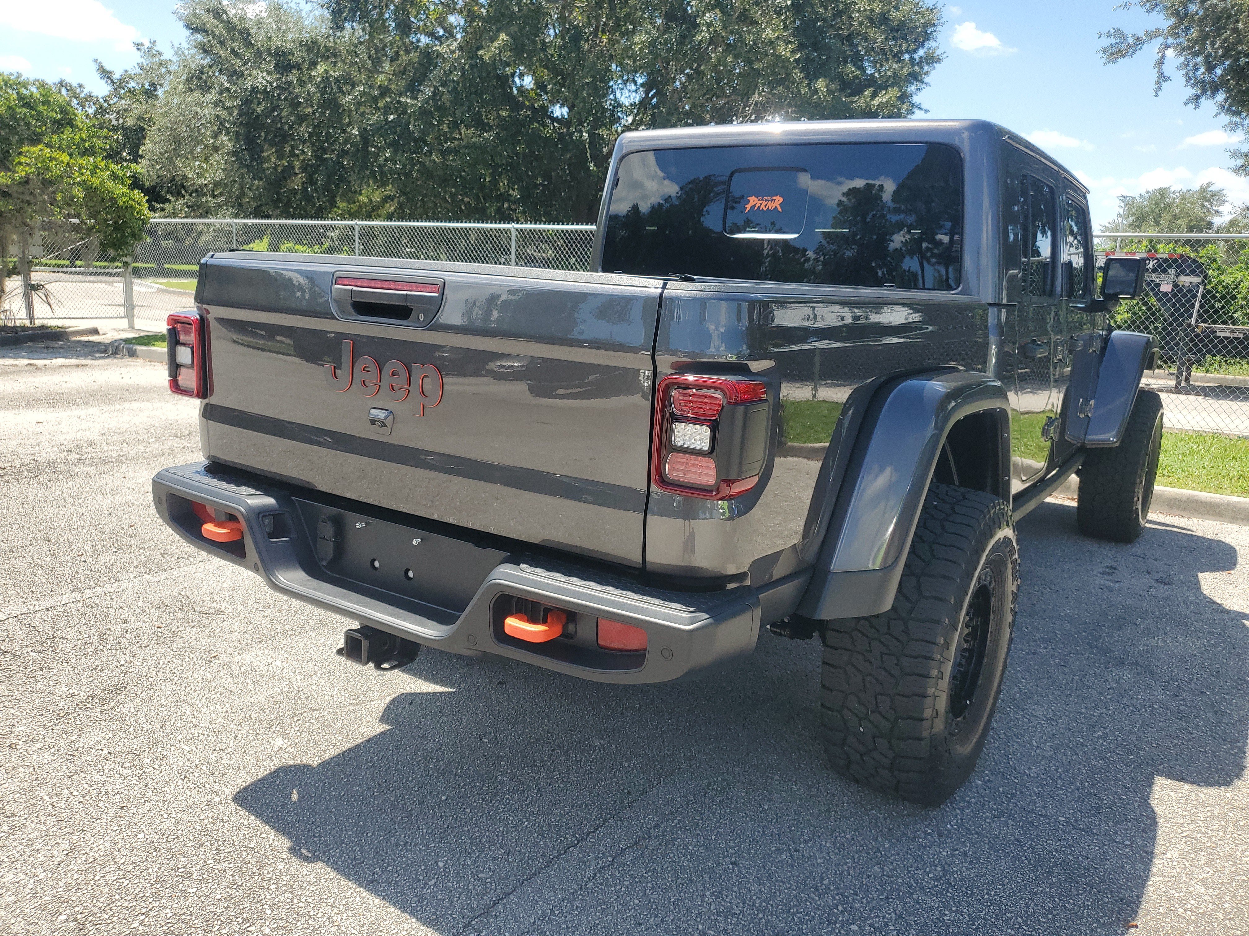 Used 2021 Jeep Gladiator Mojave AWD/4WD image 5