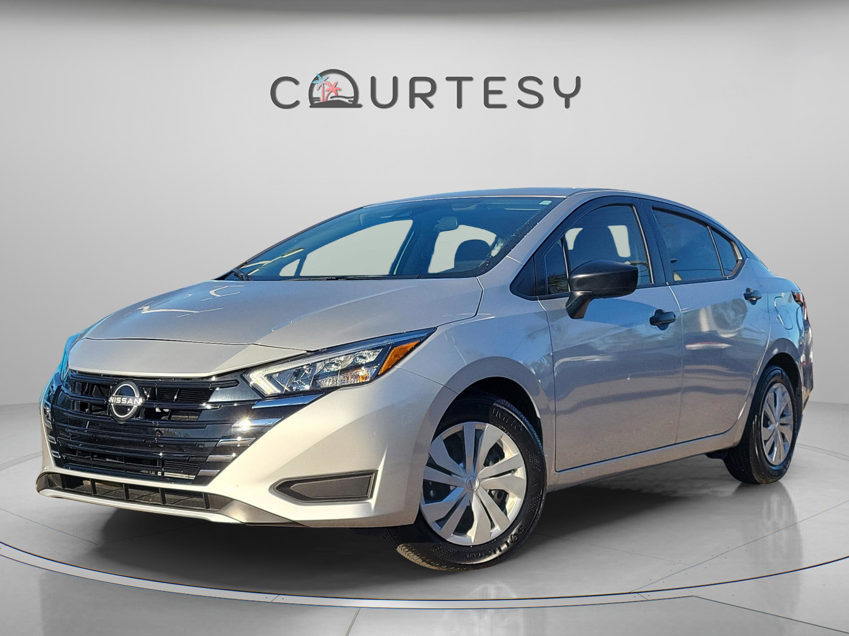 Certified 2025 Nissan Versa S image 1