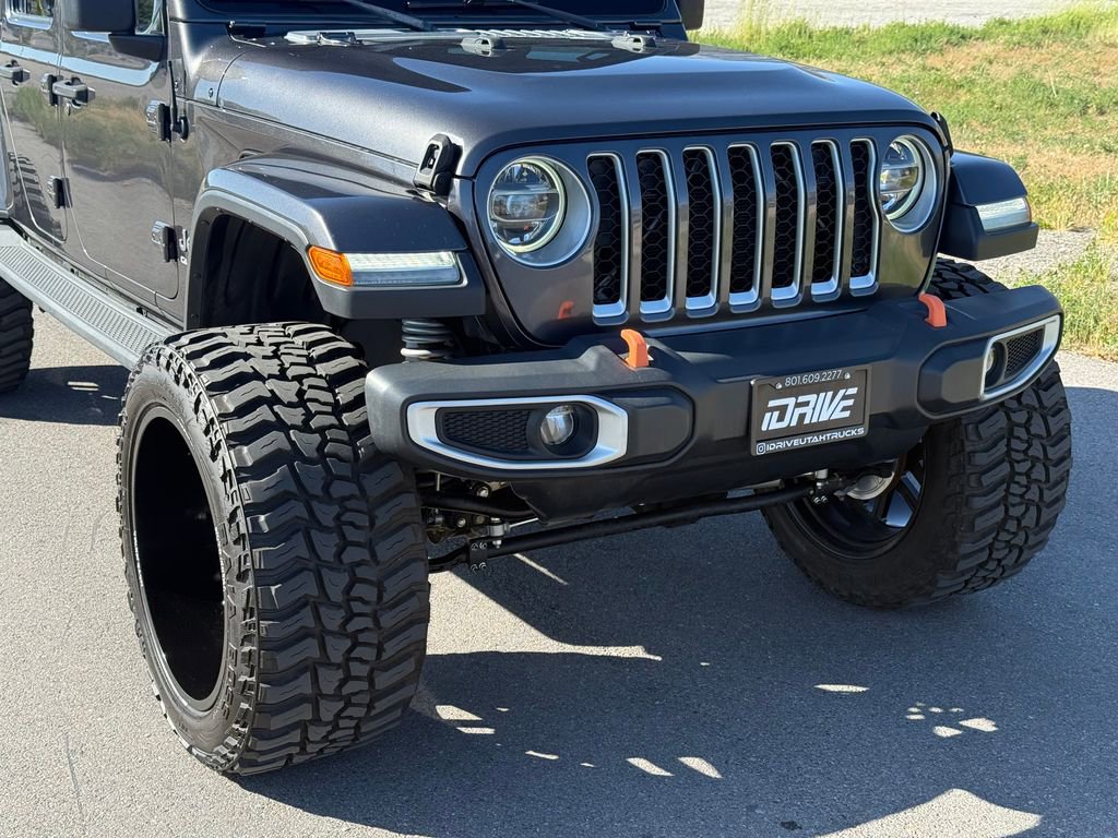 Used 2020 Jeep Gladiator Overland w/ LED Lighting Group AWD/4WD image 5