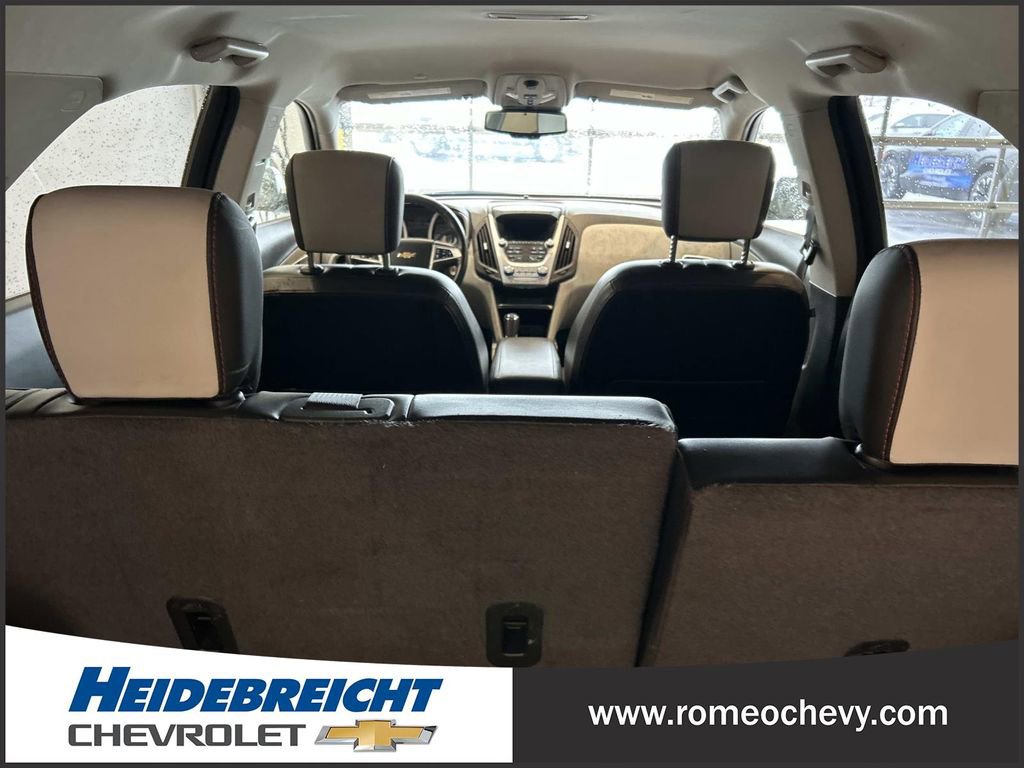 Used 2016 Chevrolet Equinox LTZ w/ Enhanced Convenience Package image 28