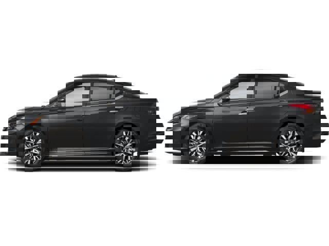 Used 2025 Nissan Altima 2.5 SV image 2