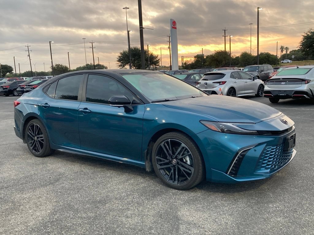 Used 2026 Toyota Camry XSE w/ Premium Plus Package FWD image 3