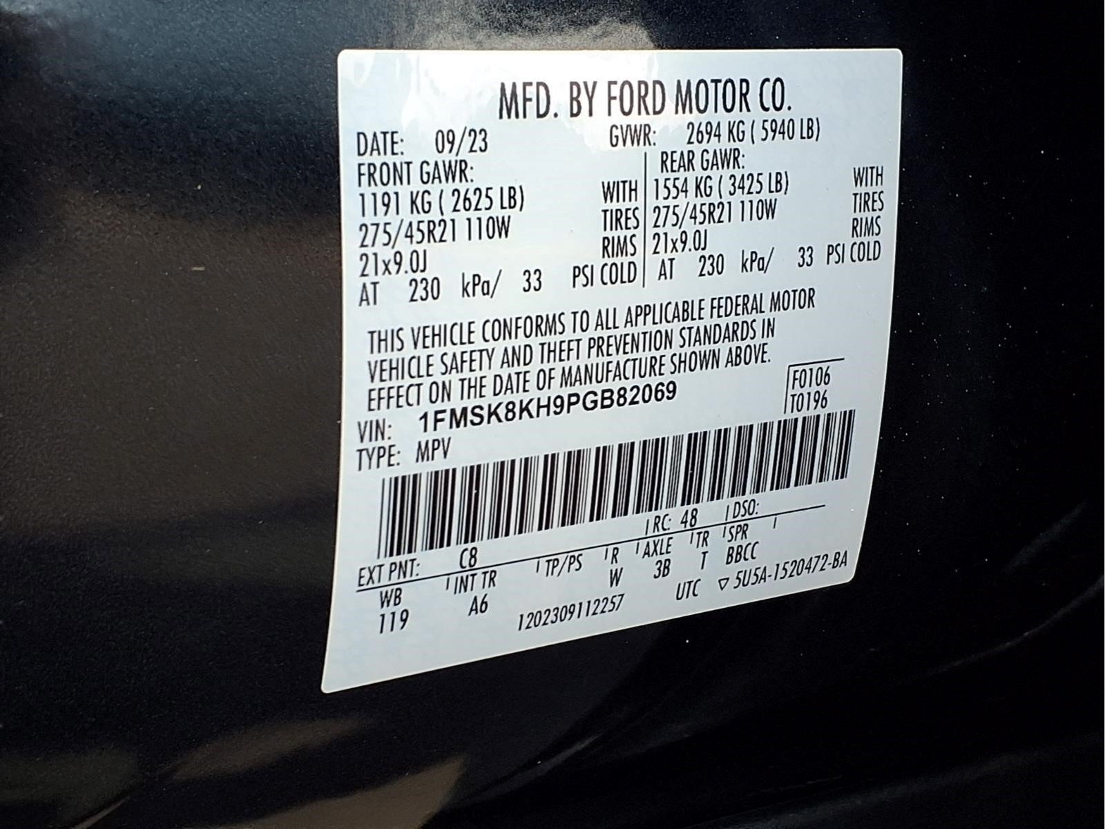 Used 2023 Ford Explorer ST-Line w/ Class IV Trailer Tow Package AWD/4WD image 24