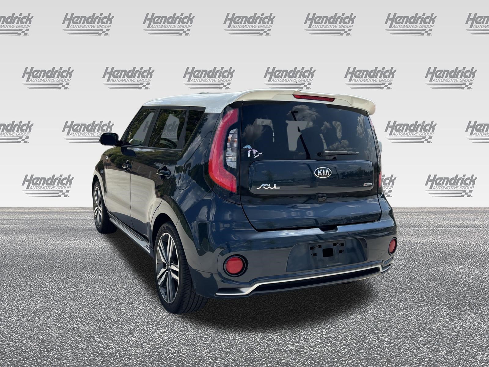 Used 2018 Kia Soul + FWD image 8