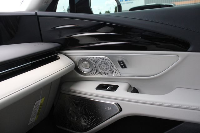 New 2026 Lincoln Nautilus Reserve AWD/4WD image 22