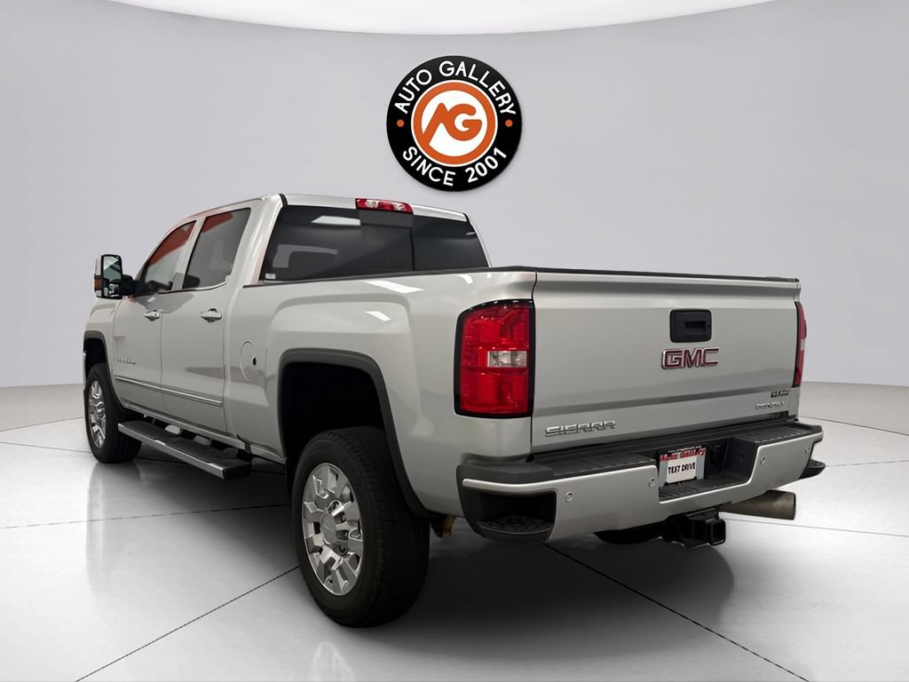 Used 2019 GMC Sierra 2500 Denali w/ Duramax Plus Package AWD/4WD image 5