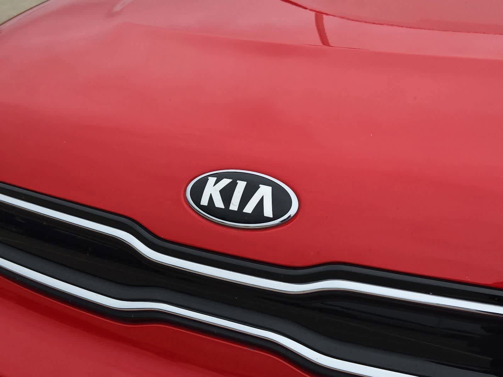 Used 2019 Kia Soul ! FWD image 11