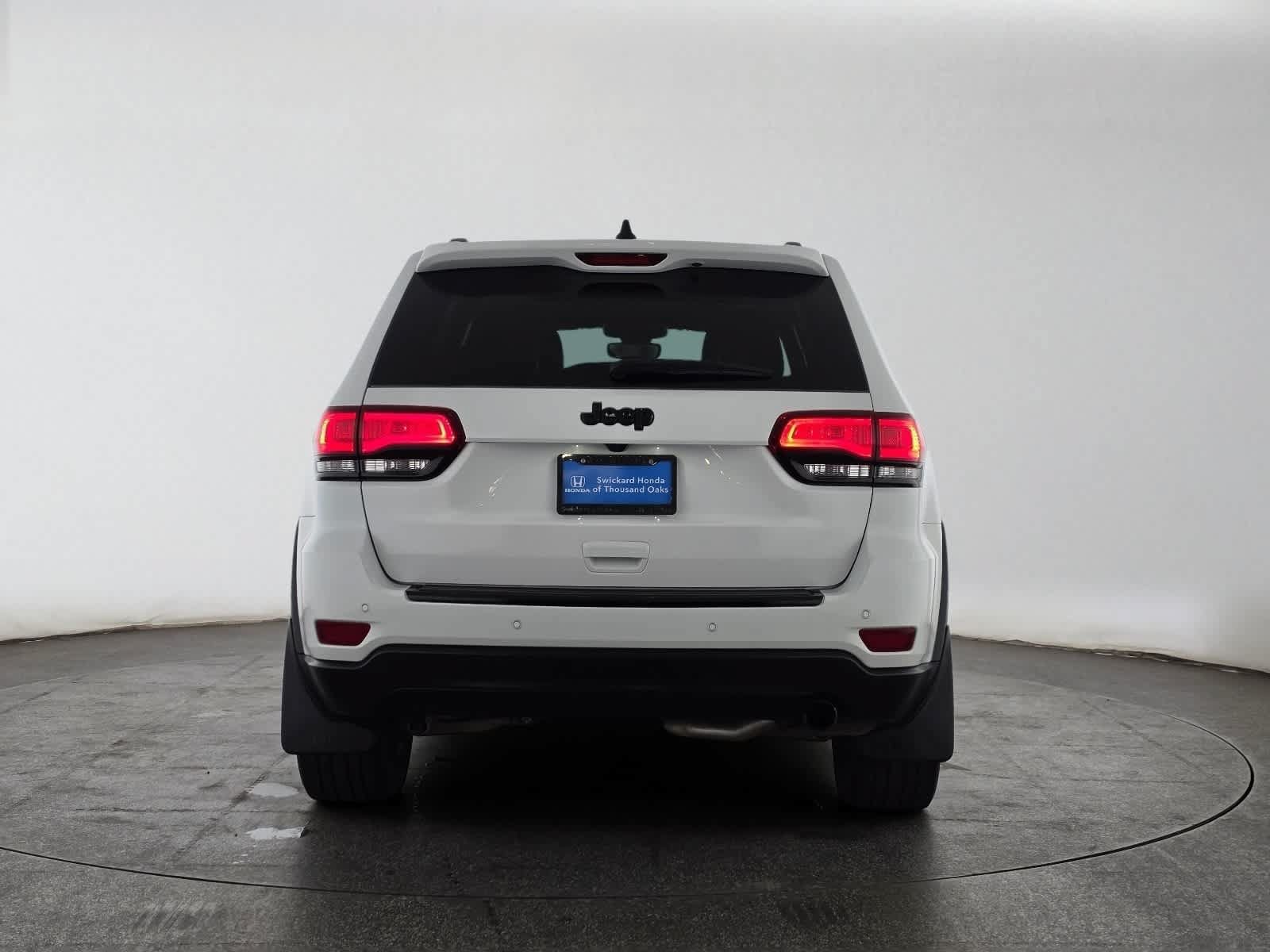 Used 2020 Jeep Grand Cherokee Limited RWD image 4