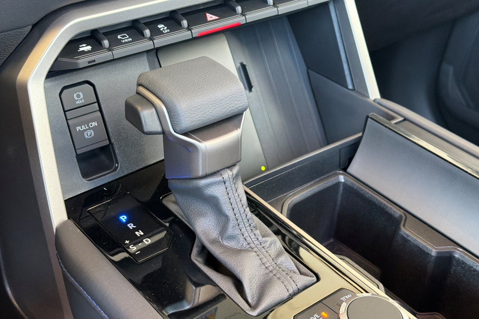 New 2026 Toyota Tundra Platinum AWD/4WD image 24