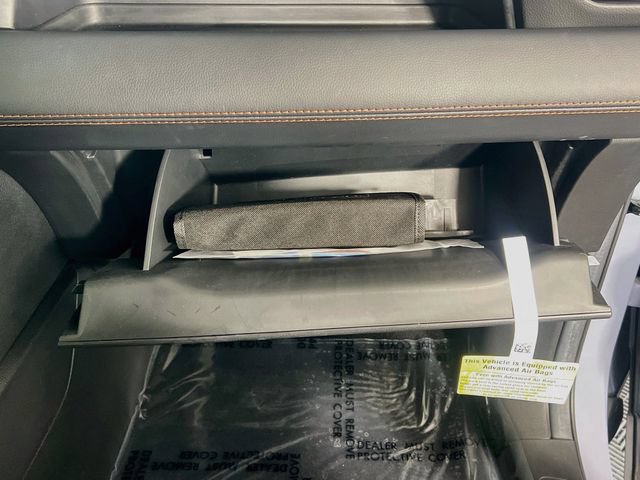 Used 2025 Honda Pilot Sport image 31