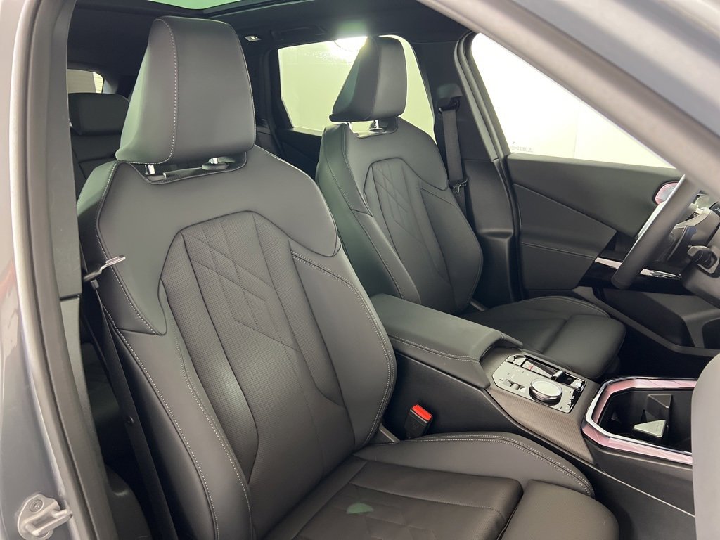 Used 2026 BMW X3 xDrive30 w/ Convenience Package image 23