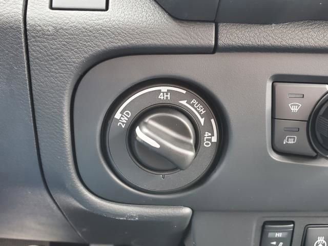 New 2026 Nissan Frontier SV image 31