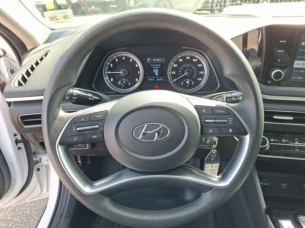 Used 2023 Hyundai Sonata SE image 19