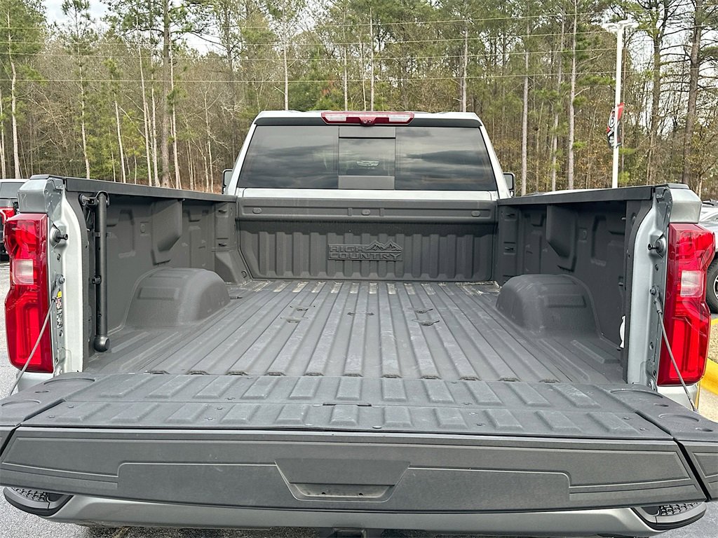 Used 2024 Chevrolet Silverado 3500 High Country w/ High Country Premium Package image 16