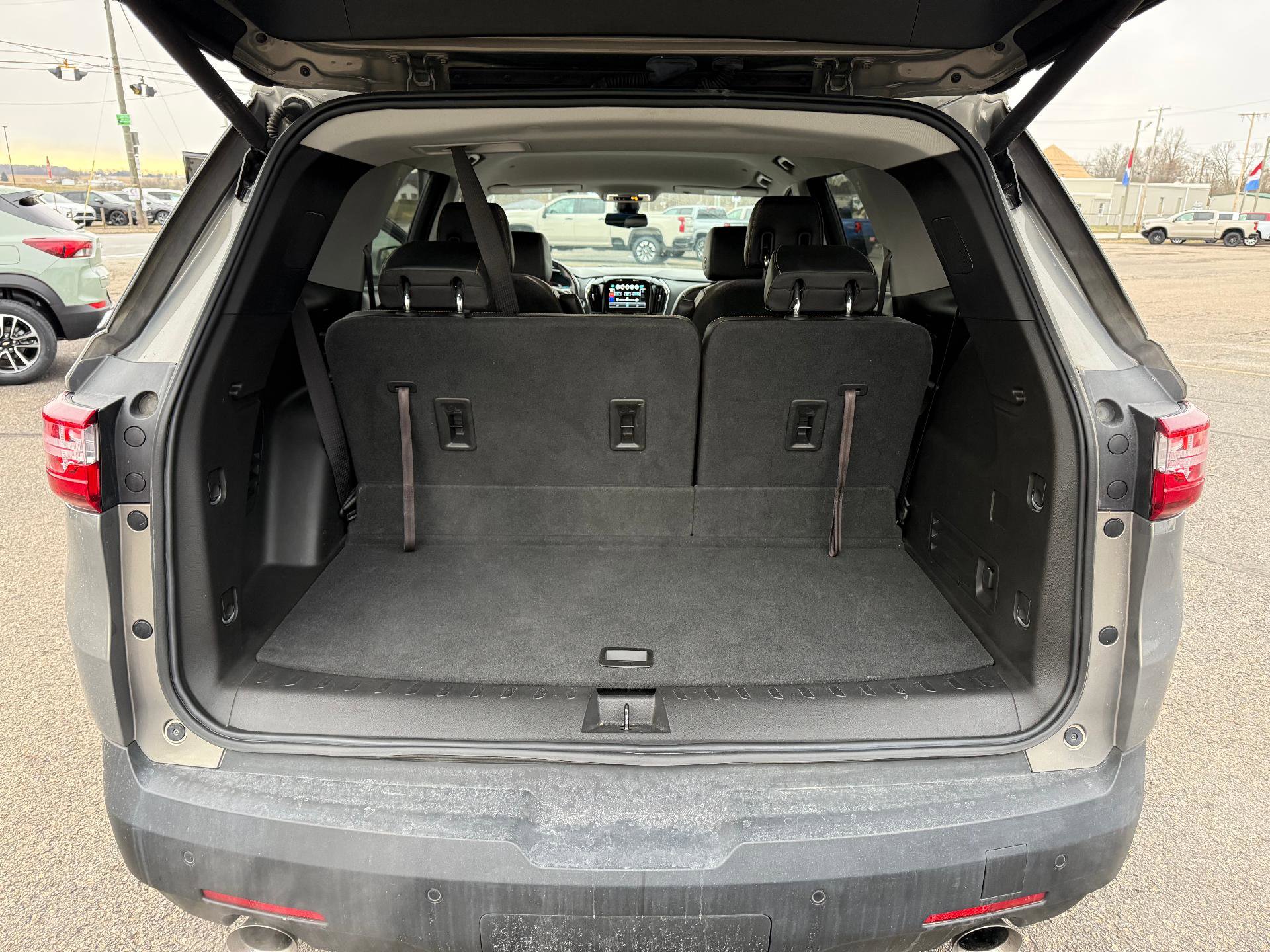 Certified 2018 Chevrolet Traverse LT w/ LPO, Floor Liner Package image 14