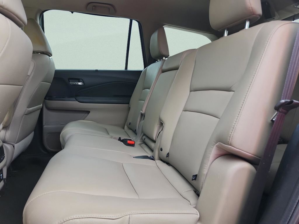 Used 2017 Honda Pilot Touring image 20