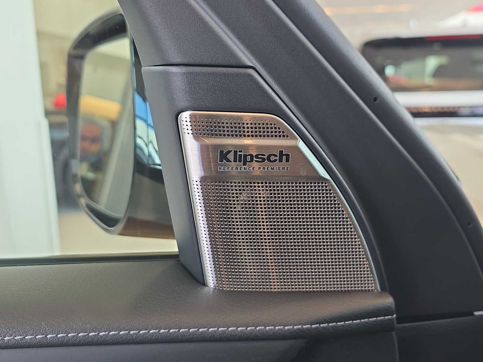 New 2026 INFINITI QX80 4WD w/ Sport Exterior Package image 15