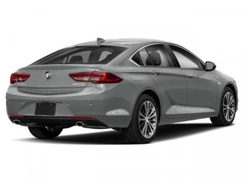 Used 2018 Buick Regal Preferred image 2